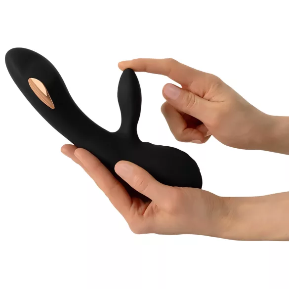XOUXOU - vibratorski stimulator klitorisa z ročko - akumulatorski - črn