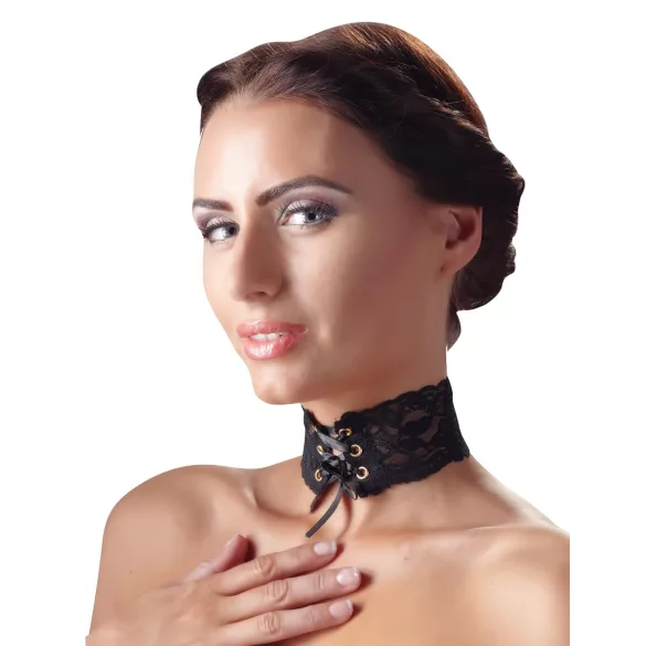 Cottelli - črna široka čipkasta ovratnica z vezalko