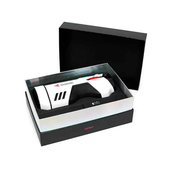 Leten SM Future Pro - avtomatski masturbator z gretjem - premik gor/dol