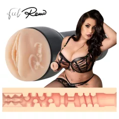 Kiiroo Romi Chase - naravni masturbator z umetno muco